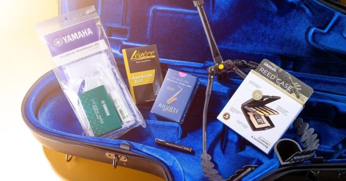 Phụ Kiện Saxophone – Bộ Công Cụ Thiết Yếu Cho Người Chơi Kèn