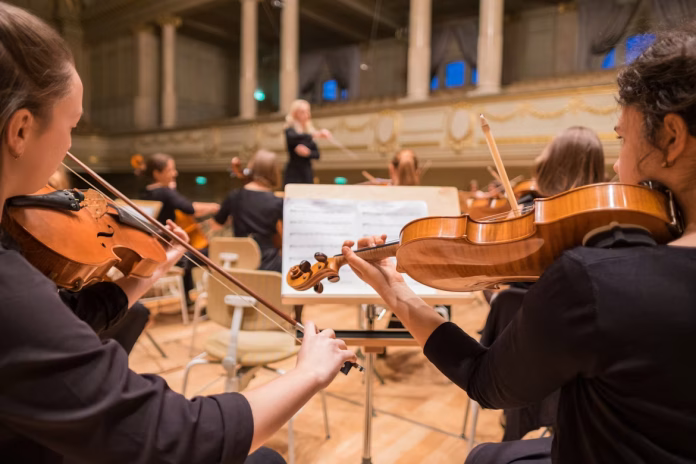 Hướng Dẫn Cách Mang Violin Đi Du Lịch Hoặc Đi Biểu Diễn Xa