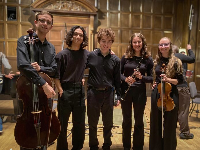 Modern Và Contemporary Classical Music Là Gì?
