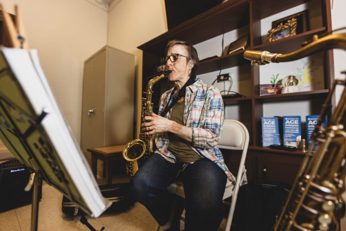 Câu Chuyện Từ Người Học Saxophone Thành Công