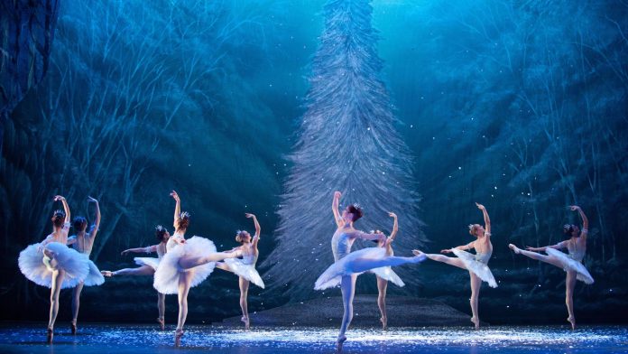 Vì Sao Tchaikovsky Là ‘Bậc Thầy Ballet’?