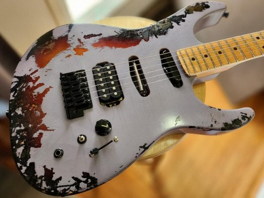 avt