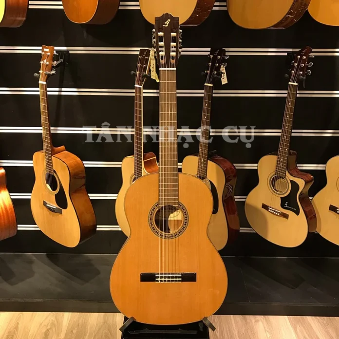 So Sánh Đàn Guitar Ba Đờn C300 Và Yamaha C300 – Nên Chọn Đàn Nào?