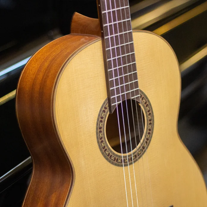 Những Bài Nhạc Hay Nhất Có Thể Chơi Trên Guitar Classic