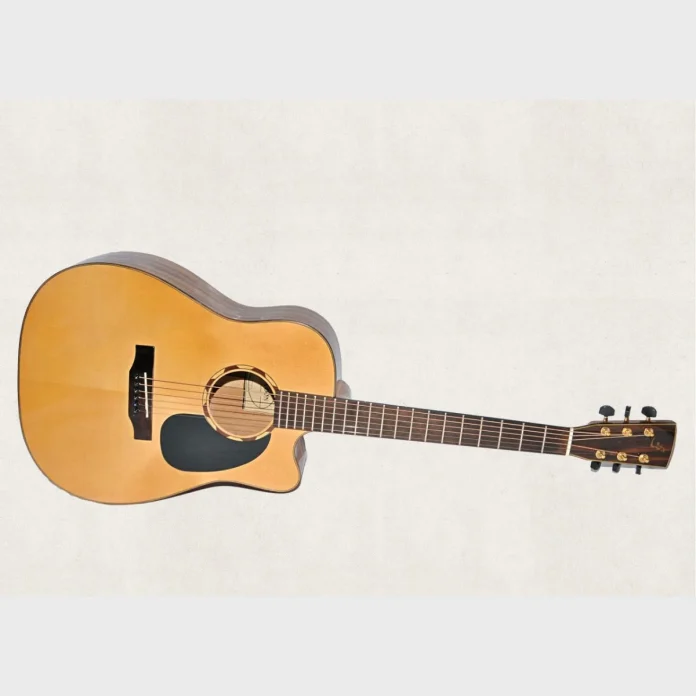 Guitar Ba Đờn Có Phù Hợp Để Tự Học Tại Nhà Không?