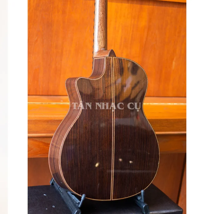 Có Nên Mua Guitar Vọng Cổ Ba Đờn VC1300 Không?