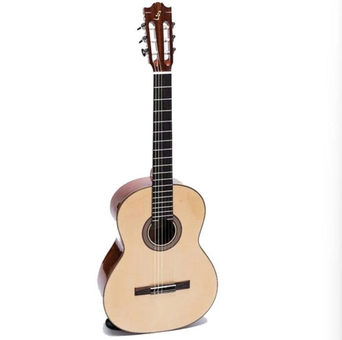 Review Đàn Guitar Ba Đờn C250 Classic – Cây Guitar Classic Đáng Mua Trong Tầm Giá